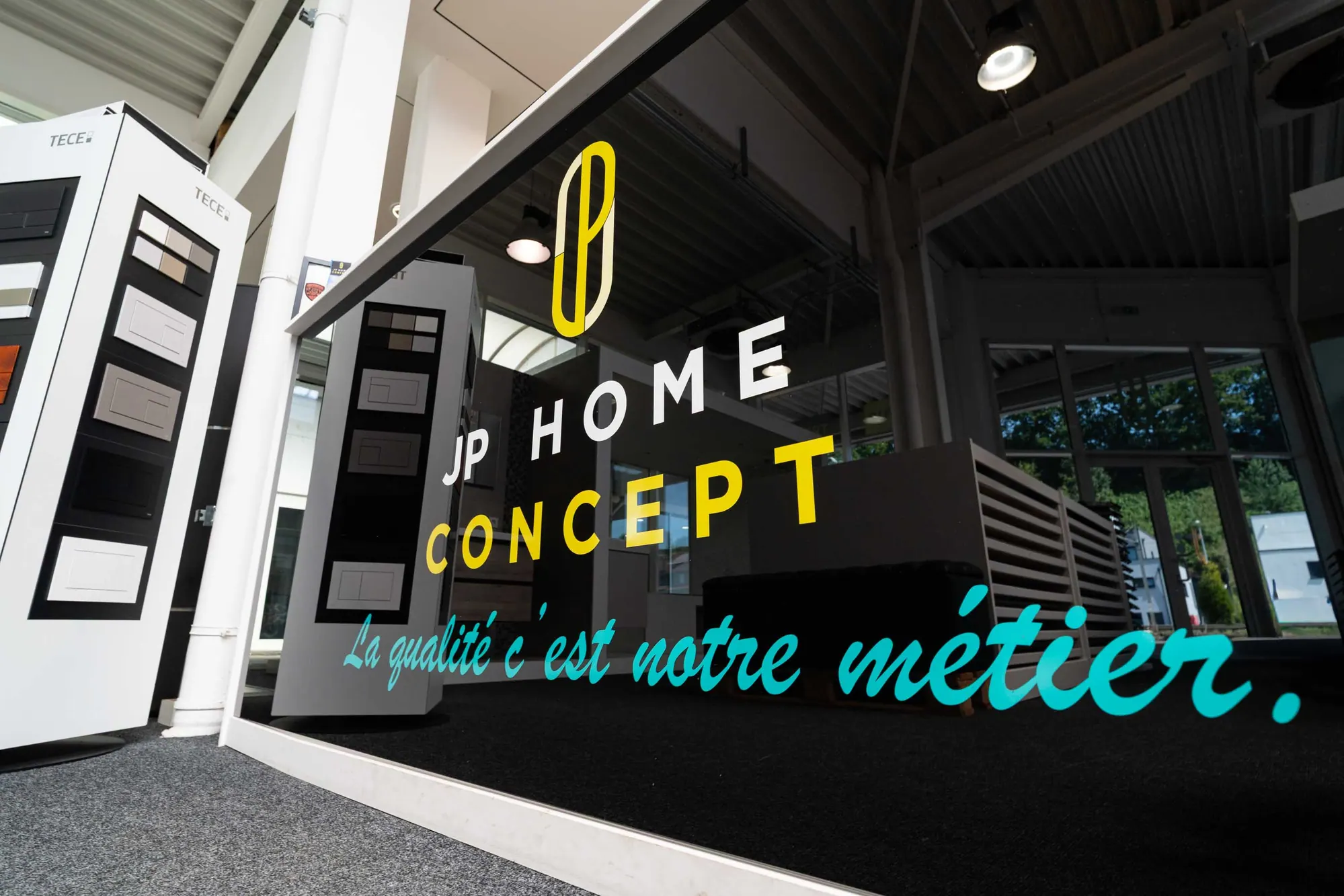 Enseigne intérieure JP Home Concept : la qualité, c'est notre métier